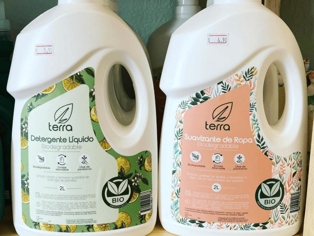 Natural Liquid Detergents