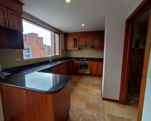 2bdr Apartment With Terrace Next To Tomebamba River [unfurnished] (10)
