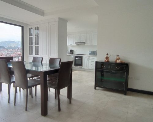 3BDR Penthouse in Prime Location Next to the Yanuncay River and Stunning Views17