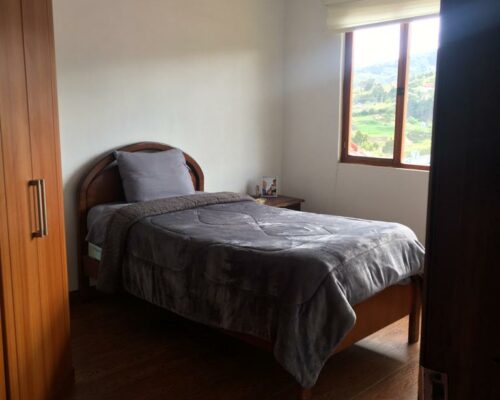 4BDR Home In Challuabamba Pet Friendly.- 16