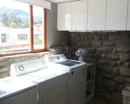 4BDR Home In Challuabamba Pet Friendly.- 9