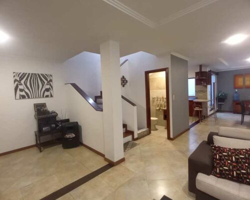 5BDR Family House for Sale in Rio Sol