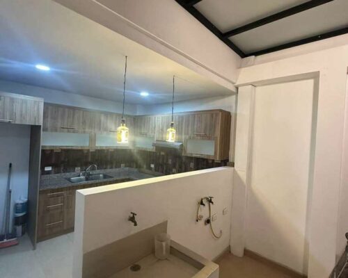 Affordable 2bdr Apartment Near To El Coliseo Zone [unfurnished] (7)