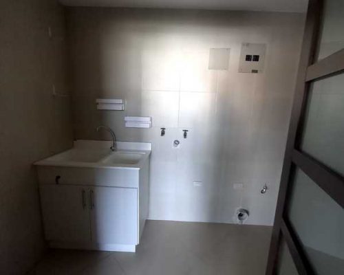 Apartment For Sale In Lope De Vega Bathroom