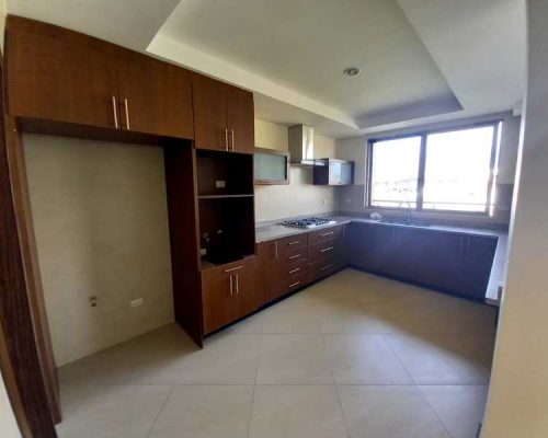 Apartment For Sale In Lope De Vega Kitchen 2