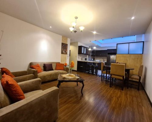 Beautiful Furnished 2BDR Apartment with High Ceiling Next to Yanuncay River - Main Livingroom