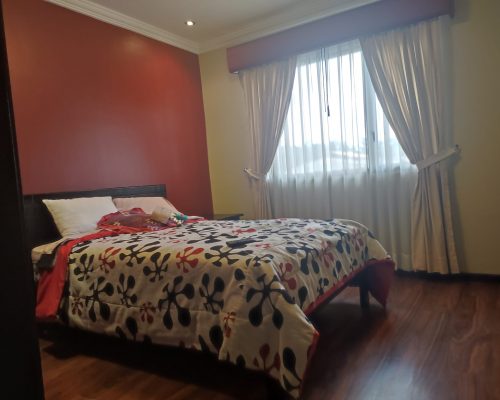 Beautiful Furnished House 4 BDR for Rent 2 Blocks from Paraíso Park - Bedroom 2
