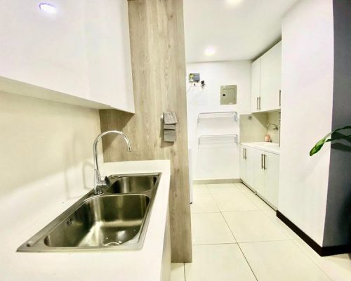Beautiful Suite With Terrace For Sale Via Misicata - 1 De Mayo Laundry 2