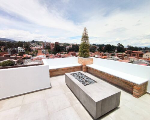 Breathtaking 2BDR Penthouse in Upscale Building with Amazing Views - 3