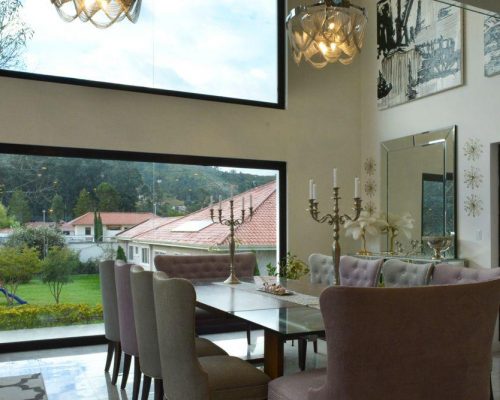 Breathtaking 3BDR Home in Cuenca's Most Exclusive Neighborhood (Turnkey Option) - Dinning6