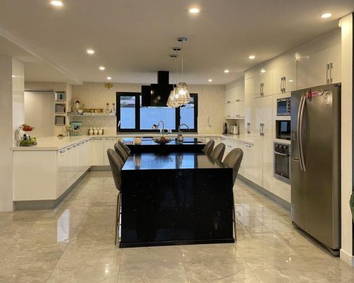 Breathtaking 3BDR Home in Cuenca's Most Exclusive Neighborhood (Turnkey Option) - Kitchen 5