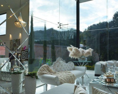 Breathtaking 3BDR Home in Cuenca's Most Exclusive Neighborhood (Turnkey Option) - Livingroom10