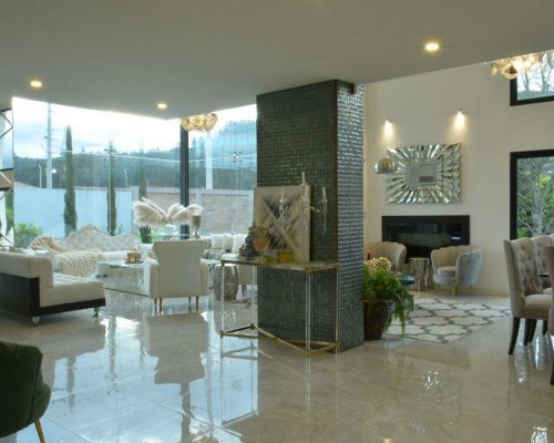 Breathtaking 3BDR Home in Cuenca's Most Exclusive Neighborhood (Turnkey Option) - Social Area