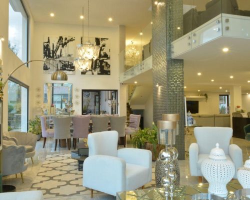 Breathtaking 3BDR Home in Cuenca's Most Exclusive Neighborhood (Turnkey Option)- livingroom3