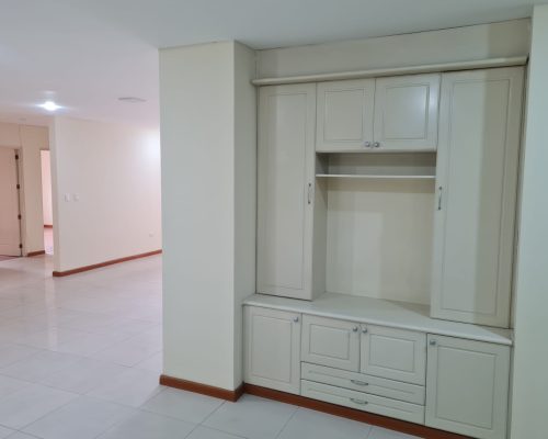 Charming 3BDR Apartment in Gringolandia (Washer and Dryer Included) - Sitting room