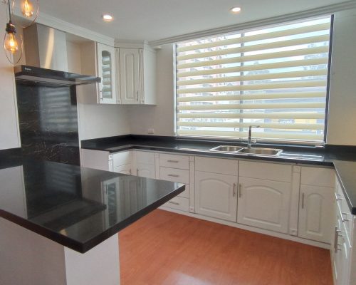 Classy 3BDR Apartment Fully Remodeled in Gringolandia - Kitchen 9