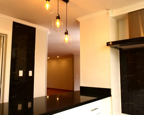 Classy 3BDR Apartment Fully Remodeled in Gringolandia - Kitchen