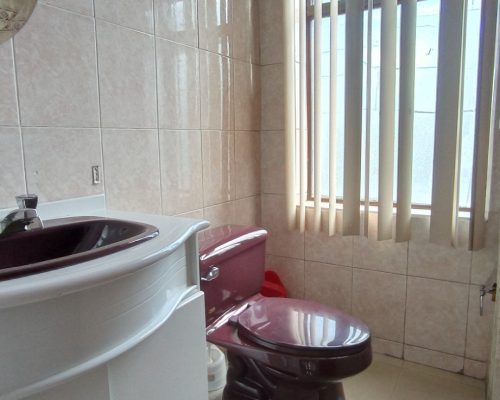 Fully-Furnished 2BDR Apartment with Jacuzzi and Balcony - Bathroom