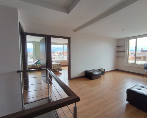 Fully Furnished 3BDR Duplex in Prime Location Next to the River16