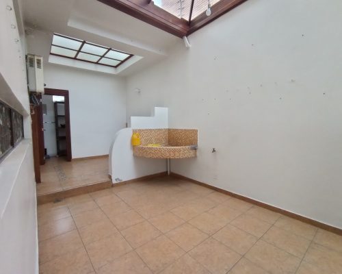 Gorgeous 4BDR Home in Premium Location Close to Tomebamba River - 10