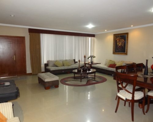 Ground Floor Apartment For Sale In La Ordoñez Lazo Living 2