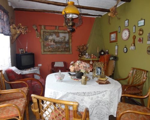 House For Sale In Cuenca Sector San Sebastián Family