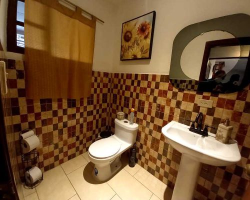House For Sale In Private Community - Sector 1 De Mayo Bathroom
