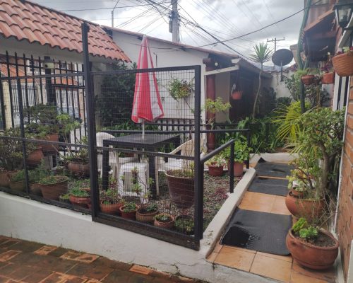Independent 2 BDR Loft For Rent (Fully Furnished) - Gardens