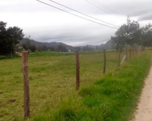 Land For Sale In Cumbe Of 1928 Meters 3