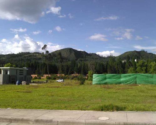 Land For Sale In Private Urbanization In Chaullabamba 6