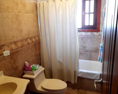 Lovely House For Sale In Río Amarillo Bathroom