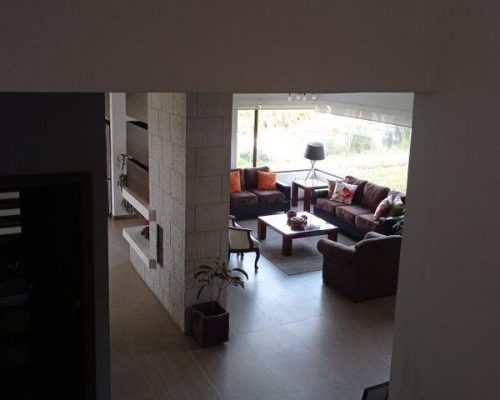 Luxurious 4BDR House with Spectacular Views in Challuabamba - Living
