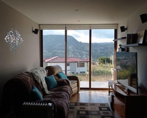 Luxurious 4BDR House with Spectacular Views in Challuabamba - TV Room
