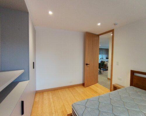 Luxury 2bdr Apartment With Balcony In Prime Location Close To Tram 10