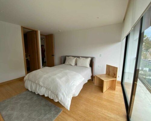 Luxury 2bdr Apartment With Terrace In Prime Location Close To Tram (3)