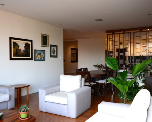 Luxury 3BDR Apartment Overlooking Cuenca's Most Exclusive Area - 6