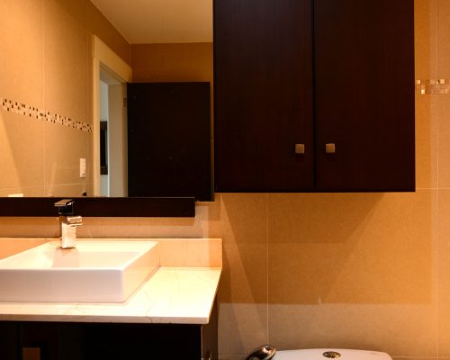 Luxury 3BDR Apartment Overlooking Cuenca's Most Exclusive Area - Bathroom 2