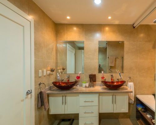 Luxury Apartment For Sale In Lope De Vega Bathroom 2