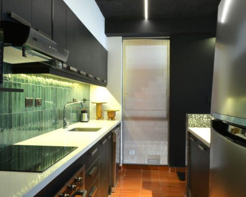 Luxury Suite in Iconic Condominium Casa del Ciprés - Kitchen 4