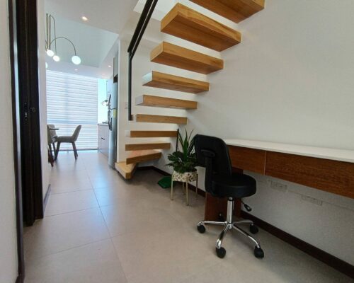Modern 1BDR Loft-Style Apartment - 2