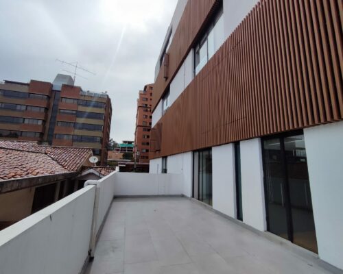 Modern 2bdr Apartment With Terrace And Balcony In Prime Location 5
