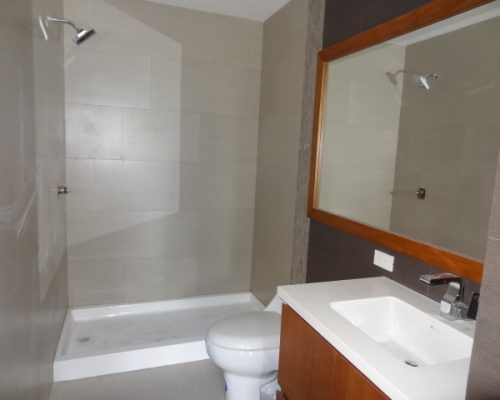 New Apartment For Sale In La Isla Sector Bathroom 2