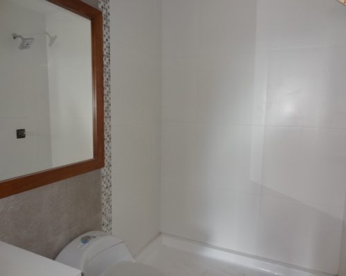 New Apartment For Sale In La Isla Sector Bathroom