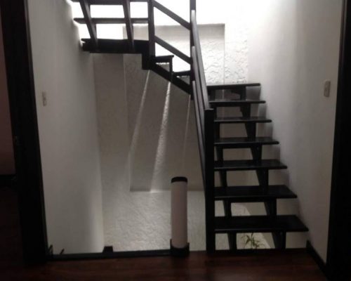 Nice House For Sale By Colegio Borja Stairs
