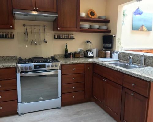 Remodeled Home For Sale On 1 De Mayo - Kitchen