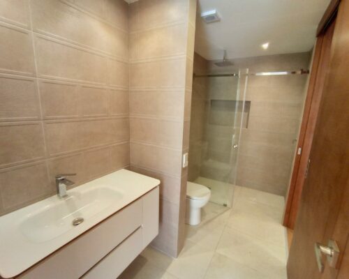 Riverside 2bdr Apartment With Patio In Upscale Building In Cuenca's Best Location [ground Floor] 16