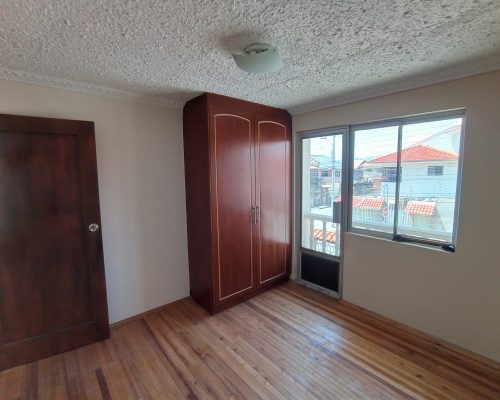 Spacious 4BDR Home with Green Area in Popular Neighborhood -20
