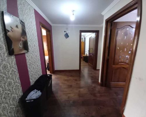 Spacious House For Sale In Downtown Cuenca - Hallway