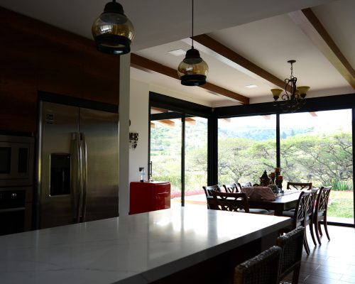 Stunning 4BDR Home in Exclusive Gated Community in Yunguilla Valley - Kitchen 6