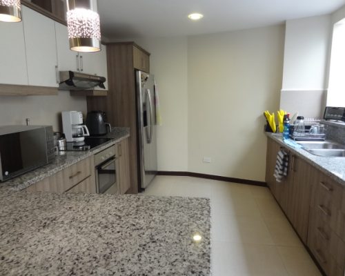 Very Affordable And Nice Apartment For Sale In The Tres Puentes Area Kitchen 2